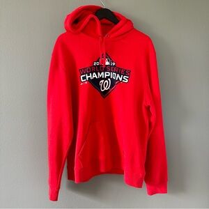 NWOT NATIONALS SWEATSHIRT